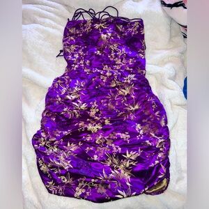 Pretty Little Thing cocktail dress mandarin/asian print, backless NWOT